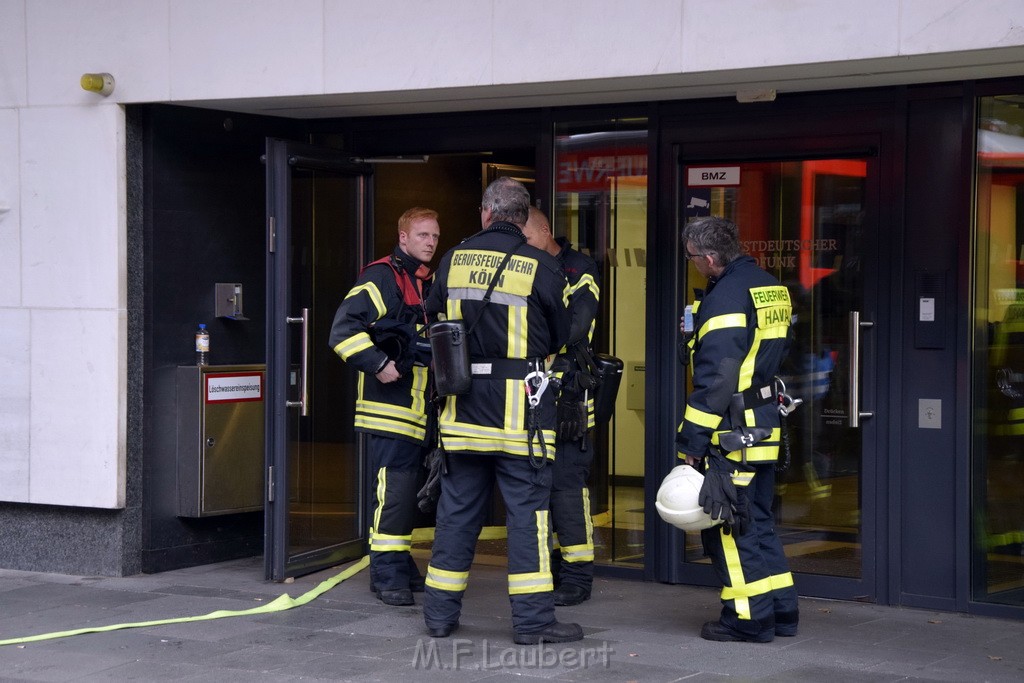 Feuer 2 WDR Koeln Altstadt Nord An der Rechtschule P030.JPG - Miklos Laubert